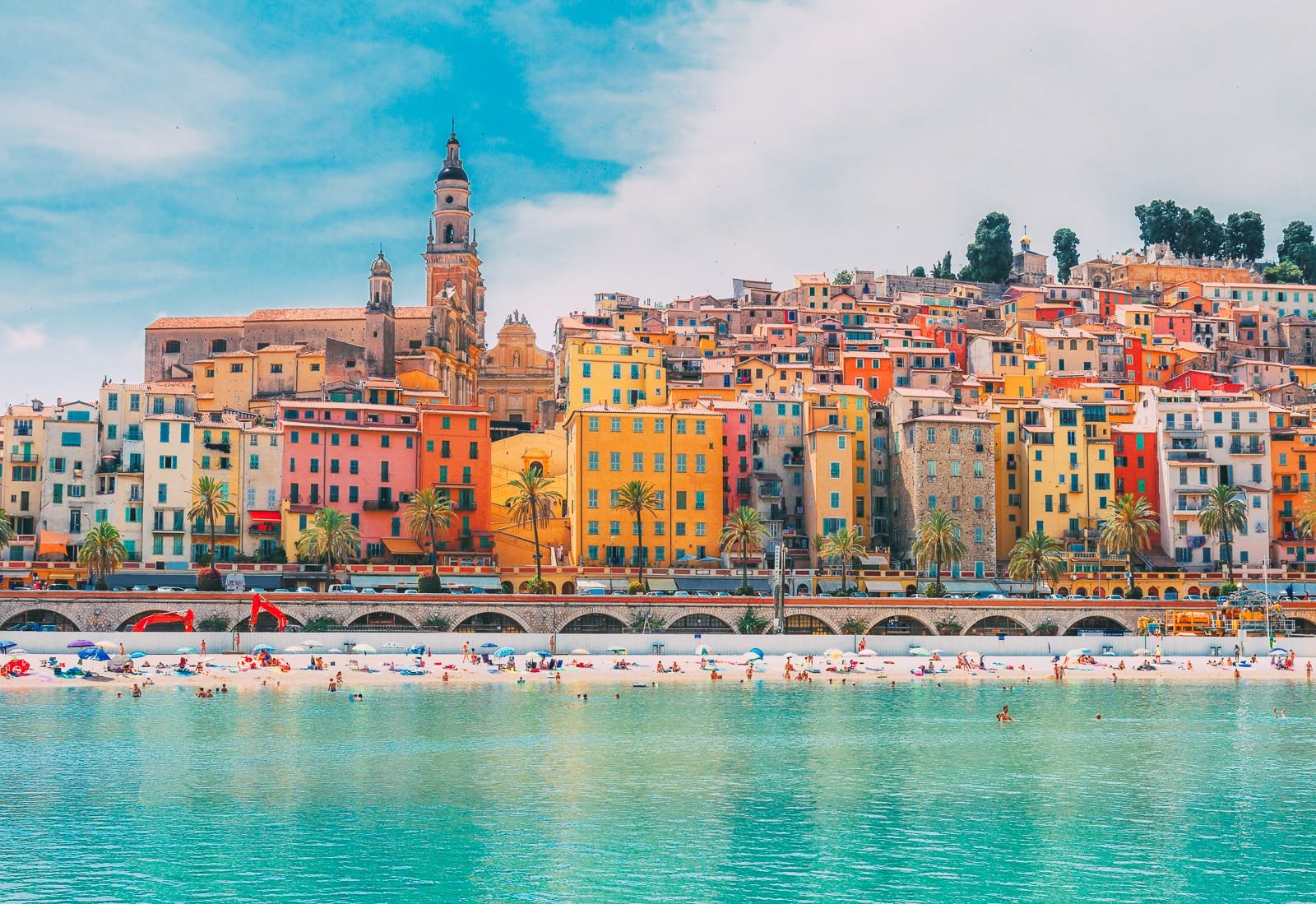 Europe Group Tour Packages: Benefits of Escorted Journeys - Ghumo Firoo Travels